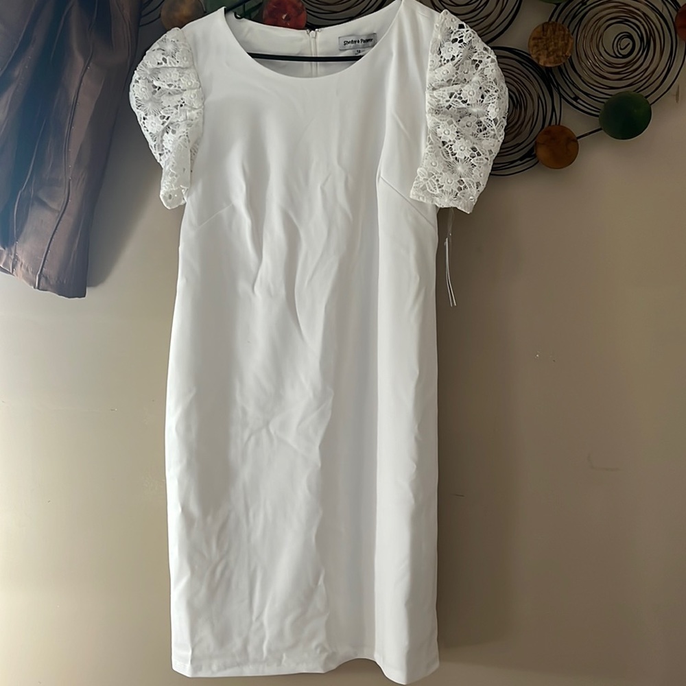 Women’s white dress Size 12